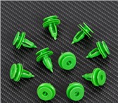 Foto в Авторынок Автозапчасти Пистон обшивки двери ( зеленый) комплект в Москве 1 000