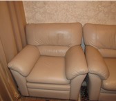 Фото в Мебель и интерьер Мягкая мебель В связи с переездом продам кожаные диван в Новосибирске 30 000