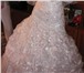Фото в Одежда и обувь Свадебные платья Продам шикарное свадебное платье с заниженной в Сызране 7 000