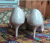 Изображение в Одежда и обувь Женская обувь Туфли женские бежевого цвета, лакированные, в Краснодаре 500